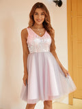 Vestido de cóctel corto/mini sin mangas con escote en V y lentejuelas de corte A/princesa para fiesta de graduación y regreso a casa