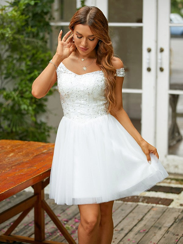 A-Linie/Princess-Linie Tüll Spitze V-Ausschnitt Ärmellos Kurz/Mini Cocktailkleider Ballkleid