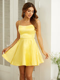 Vestido de fiesta de graduación, corte A/princesa, satén tipo seda, volantes, tirantes finos, sin mangas, corto/mini
