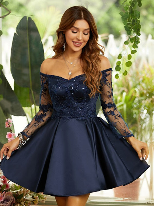 A-Linie/Princess-Linie Satin Spitze Schulterfrei Lange Ärmel Kurz/Mini Kleider Ballkleid