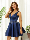 A-Linie/Princess-Linie Satin Applikationen V-Ausschnitt Ärmellos Kurz/Mini Kleider Ballkleid