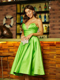 Vestido de fiesta de graduación, corte A/princesa, de satén, fruncido, escote corazón, sin mangas, largo hasta la rodilla