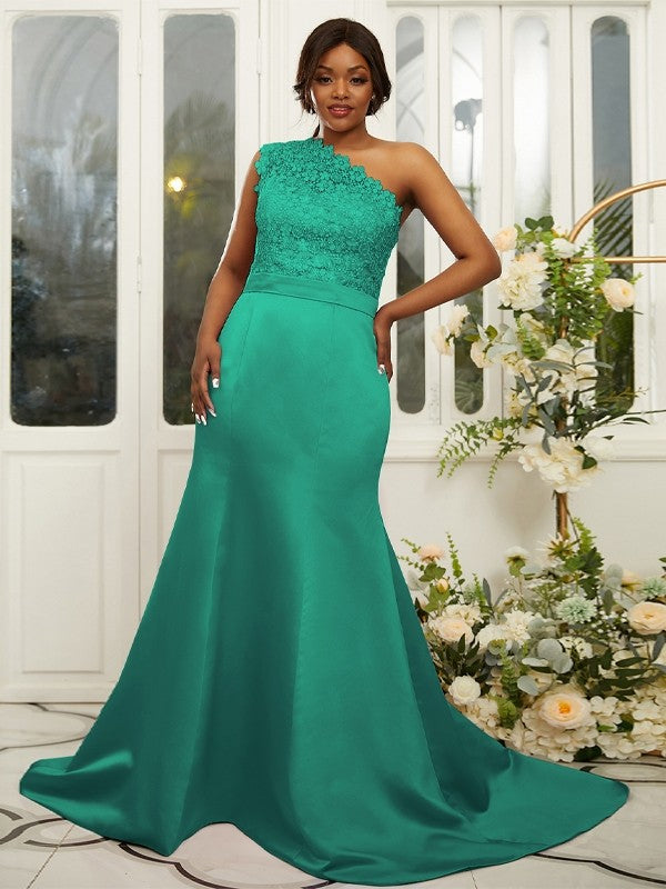 Sheath/Column Satin Lace One-Shoulder Sleeveless Sweep/Brush Train Bridesmaid Dresses Evening Dress