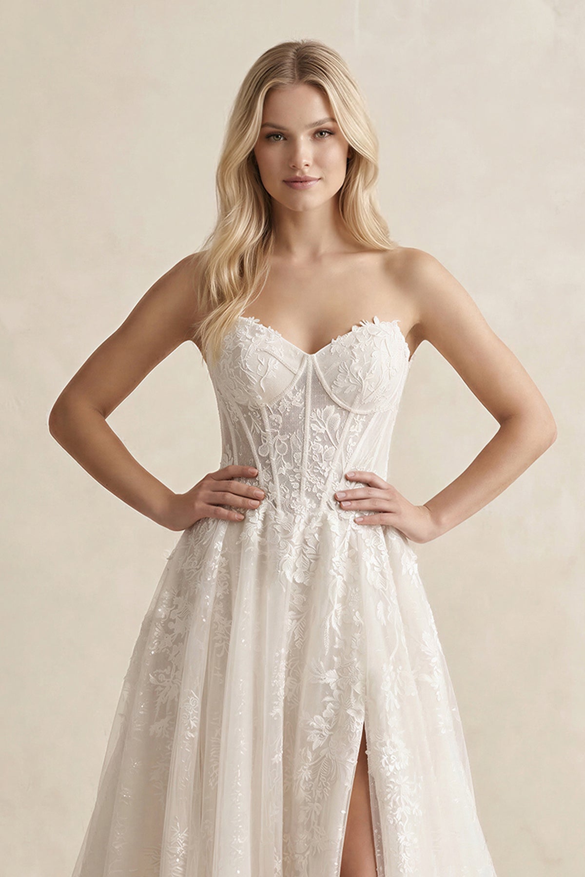 Lace A-Line Sweetheart Corset Wedding Dress With Slit in Ivory