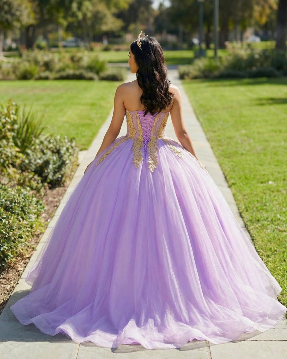 Lilac Sweetheart Sleeveless Quinceanera Dresses with Appliques