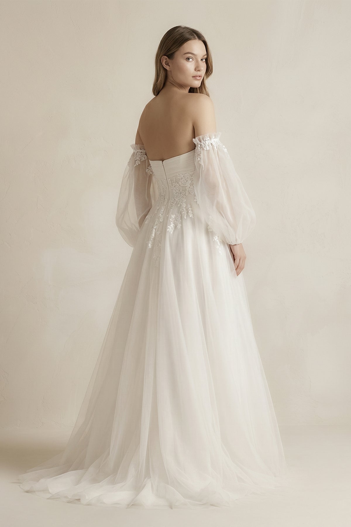 Long Sleeves Tulle A-Line Off-the-Shoulder Wedding Dress in White