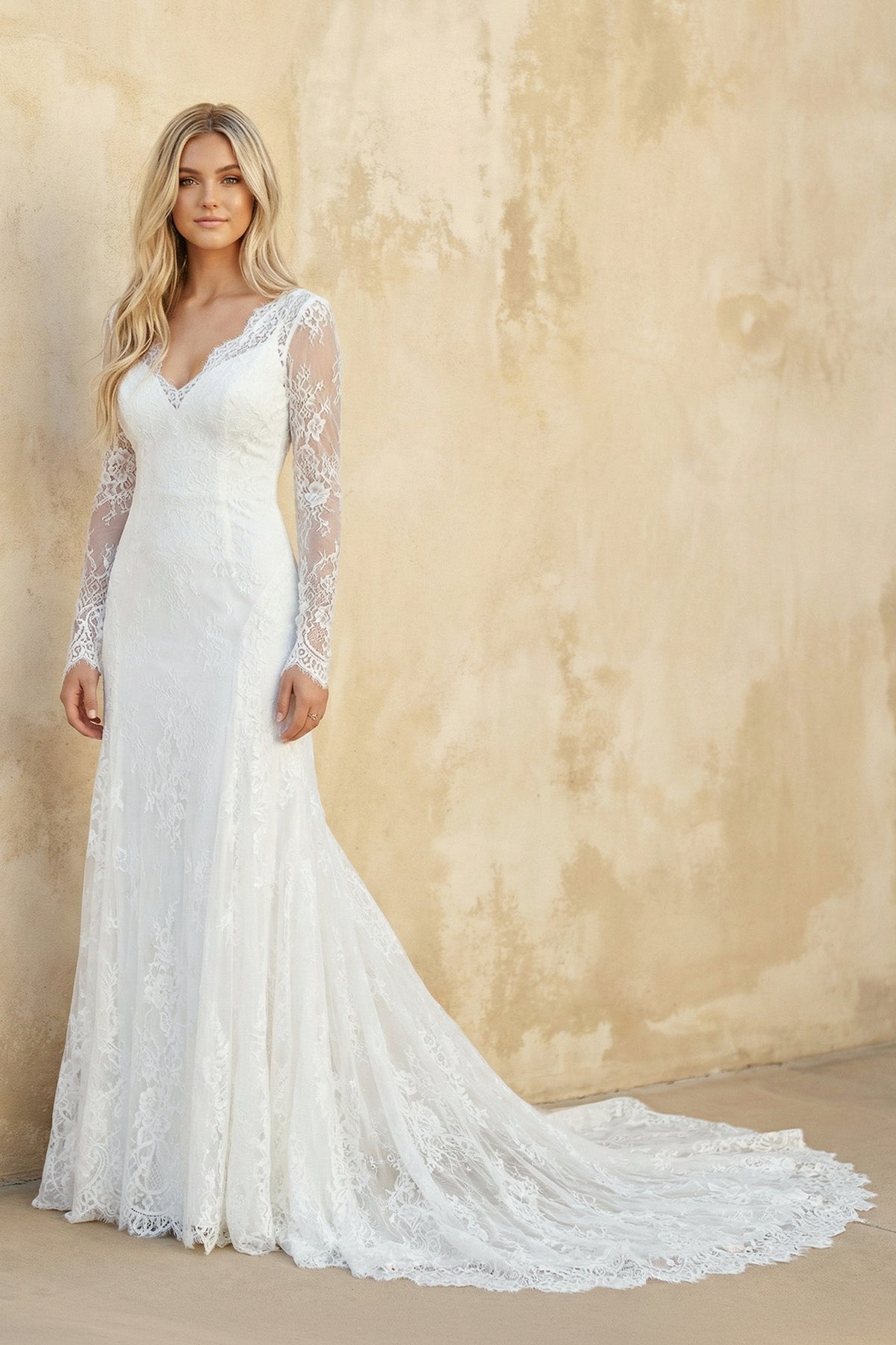 Vintage Sheath Satin V-neck Mermaid Long Sleeve Wedding Dress