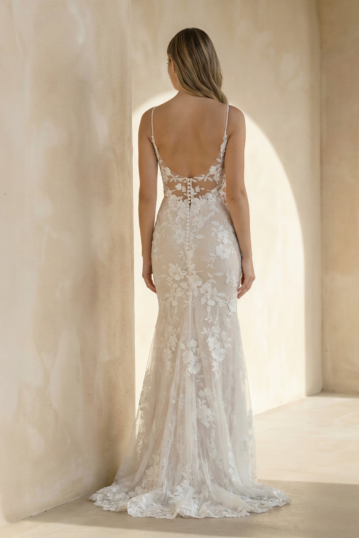 Mermaid V Neck Tulle Lace Sleeveless  Ivory Wedding Dresses