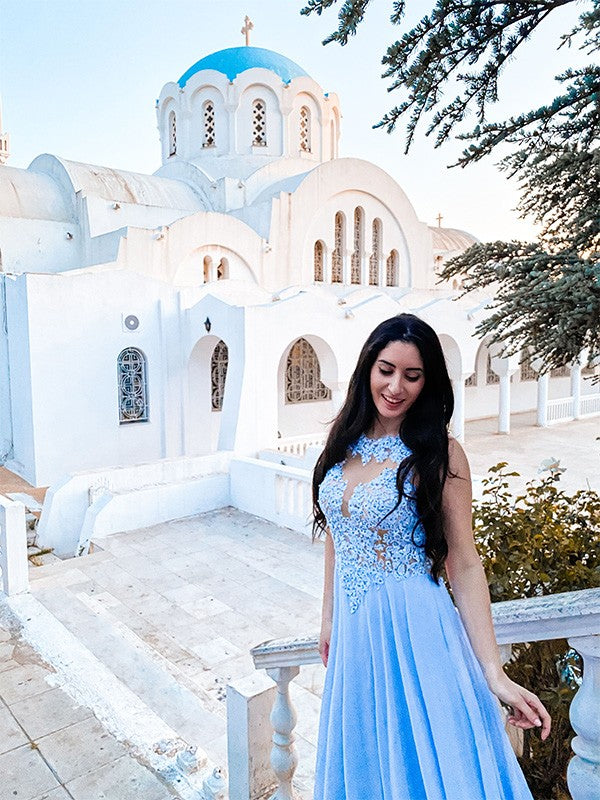 Vestido de noche de graduación de corte A/princesa de gasa sin mangas con cola larga y apliques redondos