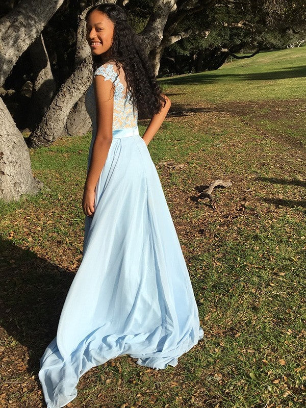 Vestido de noche de graduación de corte A/princesa de gasa con escote transparente, sin mangas, con cola larga y apliques
