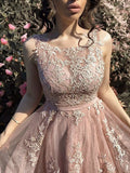 Vestido de noche de fiesta con corte A/princesa, de tul, con apliques, escote redondo, sin mangas y cola larga