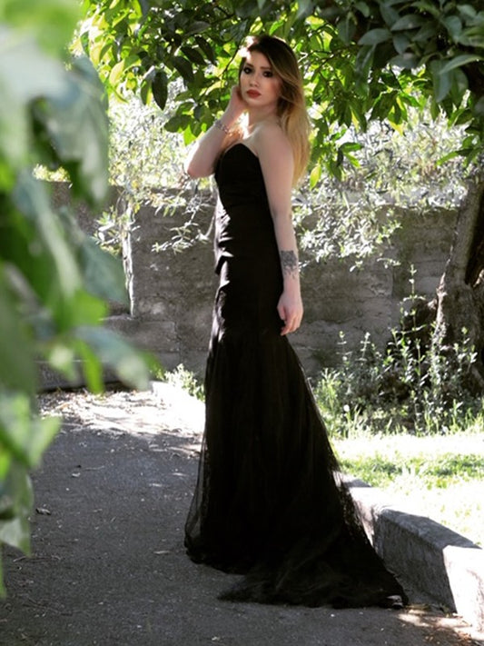 Vestido de noche de fiesta con escote corazón, volantes, encaje, sin mangas y cola larga