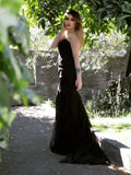 Vestido de noche de fiesta con escote corazón, volantes, encaje, sin mangas y cola larga