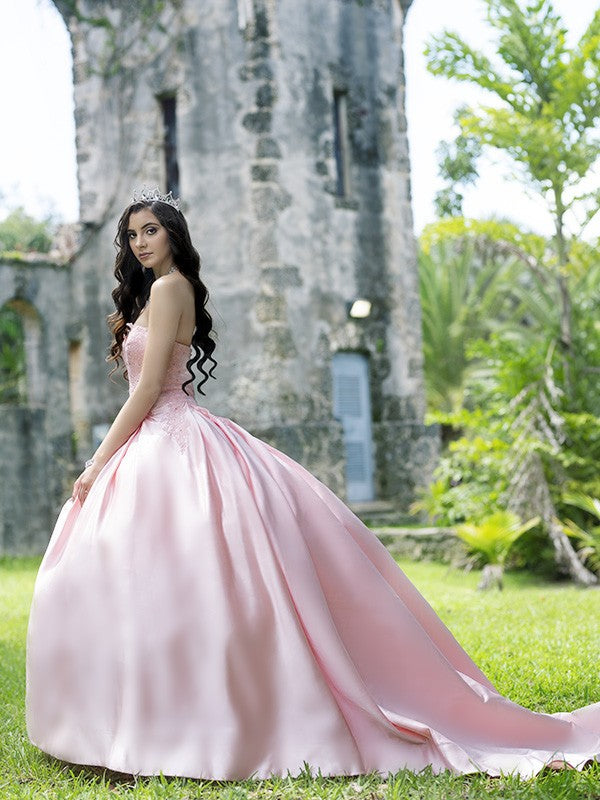 Ballkleid Herzausschnitt Spitze Satin Ärmellos Hofschleppe Kleider Abschlussball Abendkleid Ballkleider