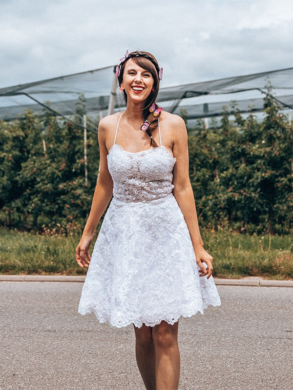 Vestido de fiesta corto/mini sin mangas con apliques de encaje y tirantes finos de corte A/princesa para regreso a casa