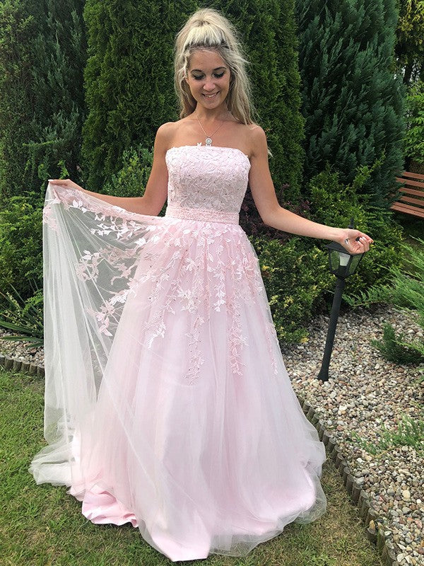 Vestido de noche de graduación con apliques de tul, corte A/princesa, sin tirantes, sin mangas, largo hasta el suelo