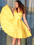 Vestidos de fiesta de graduación, corte A/princesa, sin mangas, con tirantes, satén, volantes, cortos/mini, para cóctel