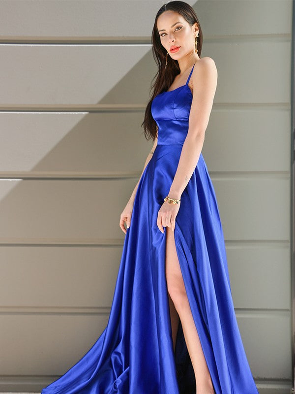 Vestido de noche de graduación con tirantes finos, corte princesa, satén sedoso, sin mangas, volantes y cola larga.