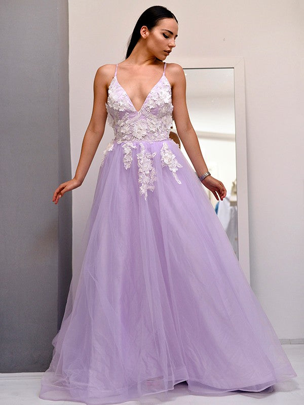 Vestido de noche de fiesta de corte A/princesa de tul con escote en V, apliques, sin mangas y cola larga