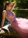 Vestido de noche de fiesta con corte A/princesa, de tul, con apliques, halter, sin mangas y cola larga