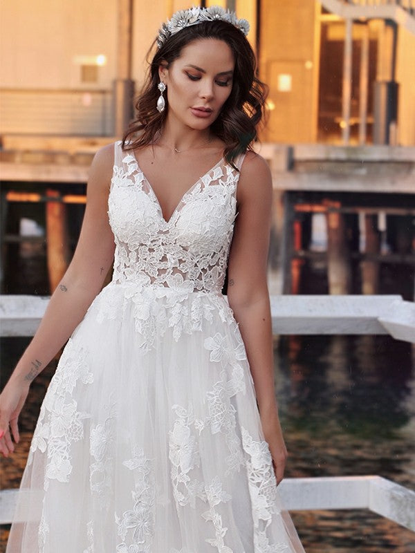 A-Line/Princess Tulle Sleeveless Applique V-neck Sweep/Brush Train Wedding Dresses Bridal Gowns