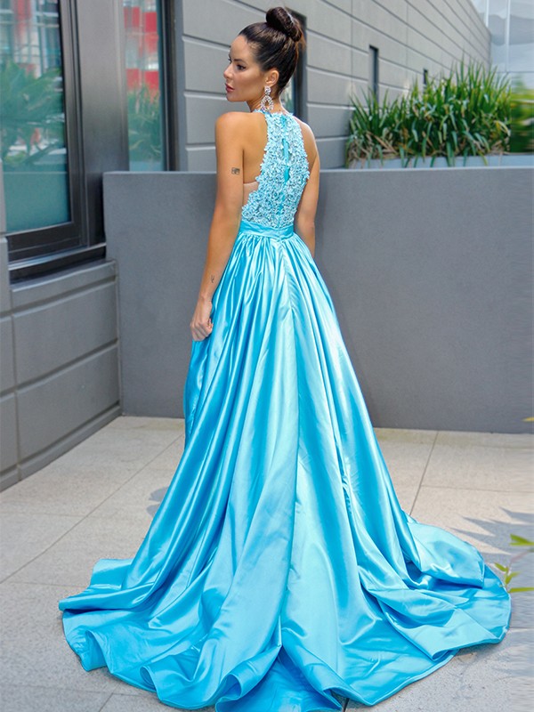 Vestido de noche de graduación con corte A/princesa, satén, halter, sin mangas, apliques, cola larga
