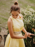 A-Linie/Princess-Linie Satin Perlen verziert U-Ausschnitt Ärmellos Kurz/Mini Homecoming Kleider Cocktailkleid