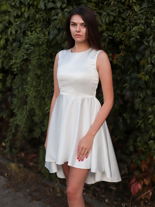Vestido de fiesta corto/mini de satén con volantes, joya, sin mangas, corte A/princesa