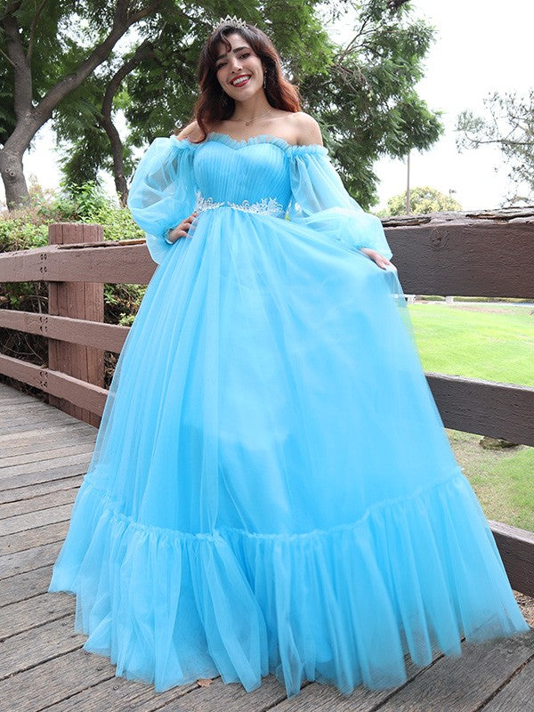 Vestido de noche de graduación con corte A/princesa, hombros descubiertos, apliques de tul, mangas largas y largo hasta el suelo