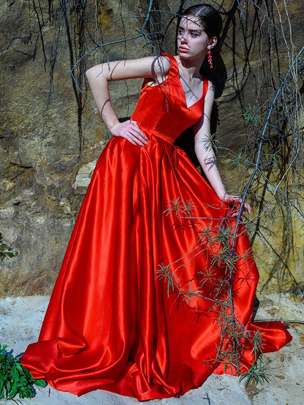 Vestido de noche de graduación de corte A/princesa, sin mangas, de satén, escote en V, con volantes y cola larga