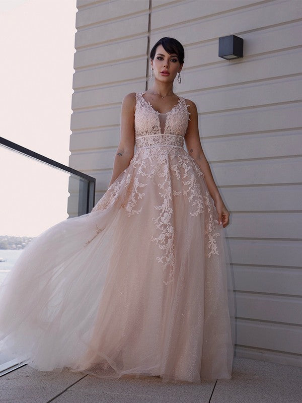 Vestido de noche de fiesta con corte A/princesa, de tul, con apliques, escote redondo, sin mangas y cola larga