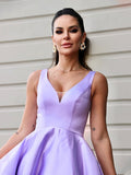 Vestido de noche de graduación de corte A/princesa, de satén, con volantes, escote en V, sin mangas y largo hasta el suelo