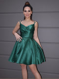 Vestido de cóctel corto sin mangas con tirantes fruncidos de satén y corte princesa para fiesta de bienvenida