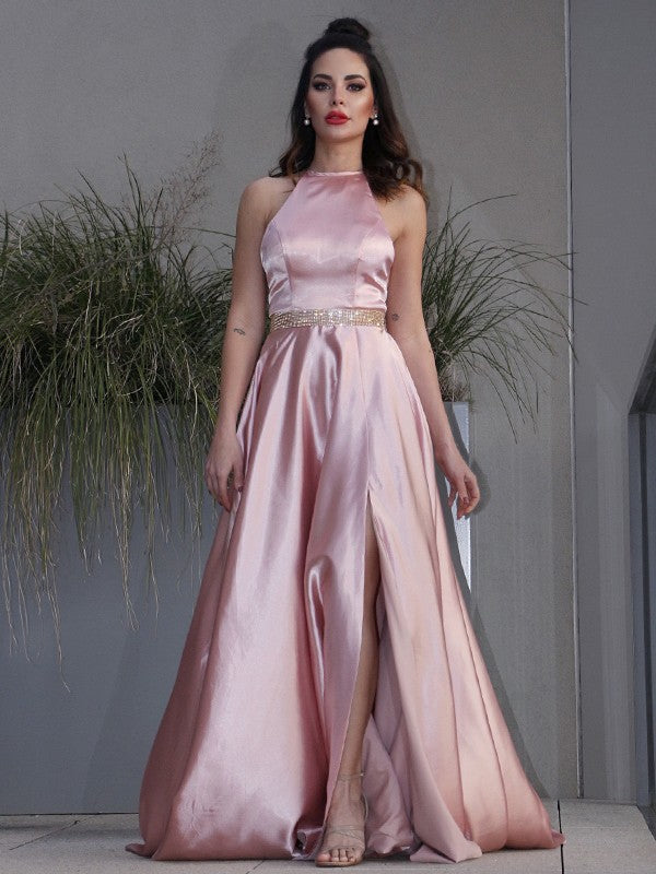 Vestido de noche de graduación con corte A/princesa, satén tipo seda, volantes, cuello halter, sin mangas, cola larga