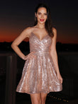 A-Linie/Princess-Linie Pailletten Rüschen V-Ausschnitt Ärmellos Kurz/Mini Homecoming Kleider Cocktailkleid