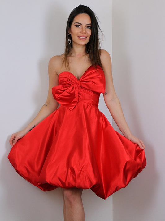 Vestido de cóctel corto/mini sin mangas con escote corazón, corte A/princesa, de satén con lazo y escote en forma de corazón.