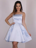 Vestido de fiesta de graduación, corte A/princesa, satén, lazo, tirantes finos, sin mangas, corto/mini