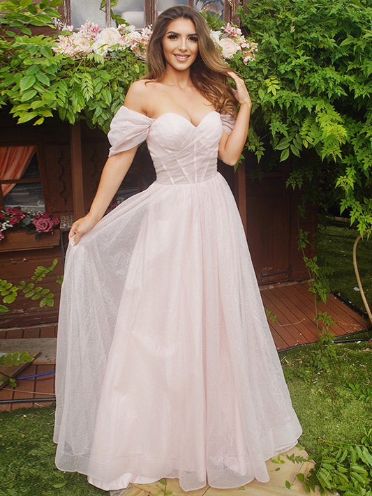 Vestido de noche de graduación con corte A/princesa, fruncido, hombros descubiertos, mangas cortas y cola larga