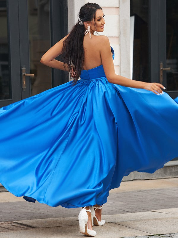Vestido de noche de graduación de corte A/princesa, de satén, con volantes, escote corazón, sin mangas y largo hasta el suelo