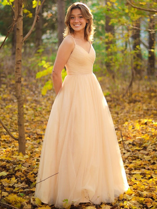 Vestido de noche de graduación con corte A/princesa, fruncido, escote en V, sin mangas y largo hasta el suelo