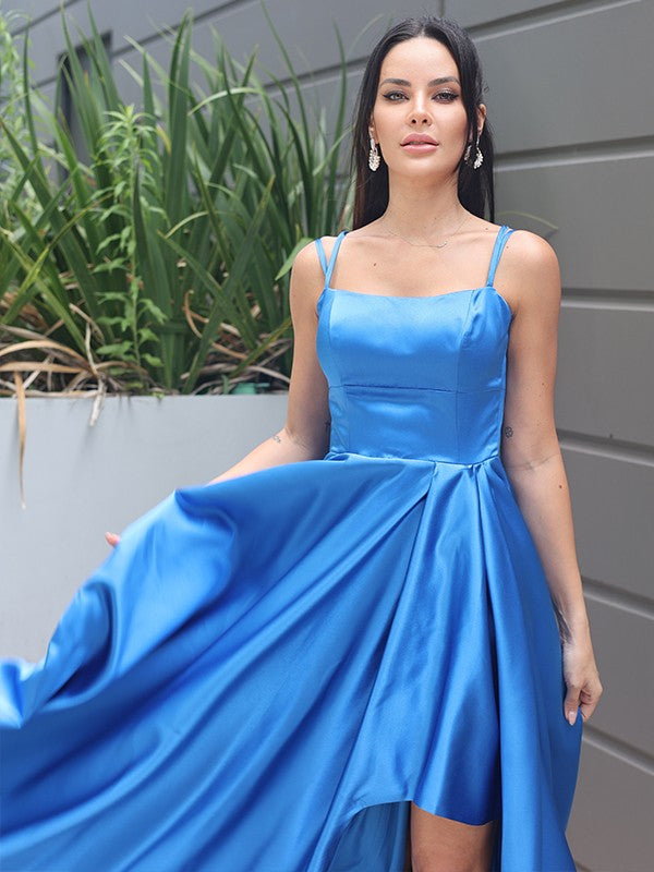 Vestido de noche de graduación, corte A/princesa, satén, volantes, tirantes finos, sin mangas, cola larga