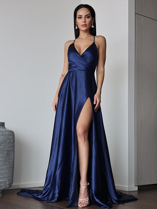 Vestido de noche de graduación de corte A/princesa, de satén tipo seda, fruncido, escote en V, sin mangas, con cola larga