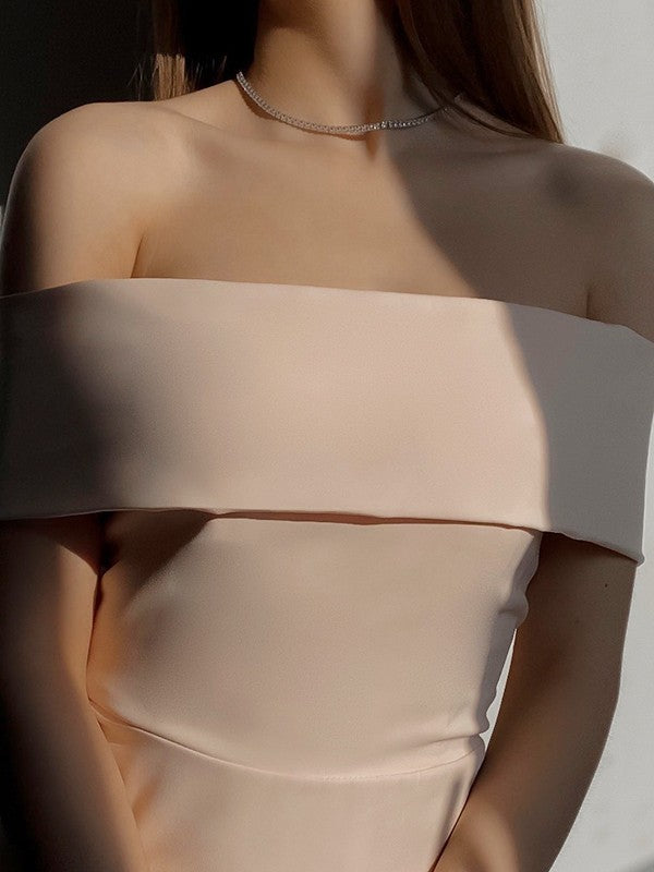 Vestido de cóctel de graduación, corto, sin mangas, con hombros descubiertos, de crepé elástico, con faja, cinta y cinturón