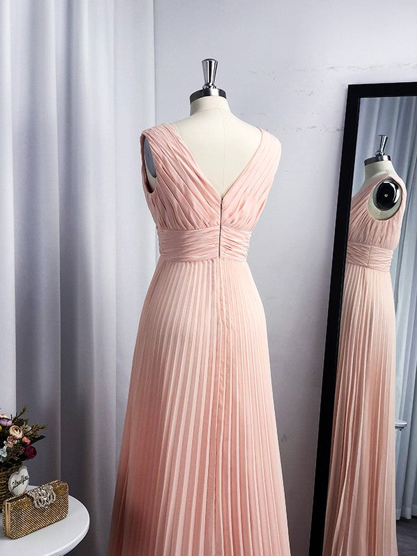 Vestido de noche de graduación de corte A/princesa de gasa con escote en V, largo hasta el suelo, sin mangas y con volantes