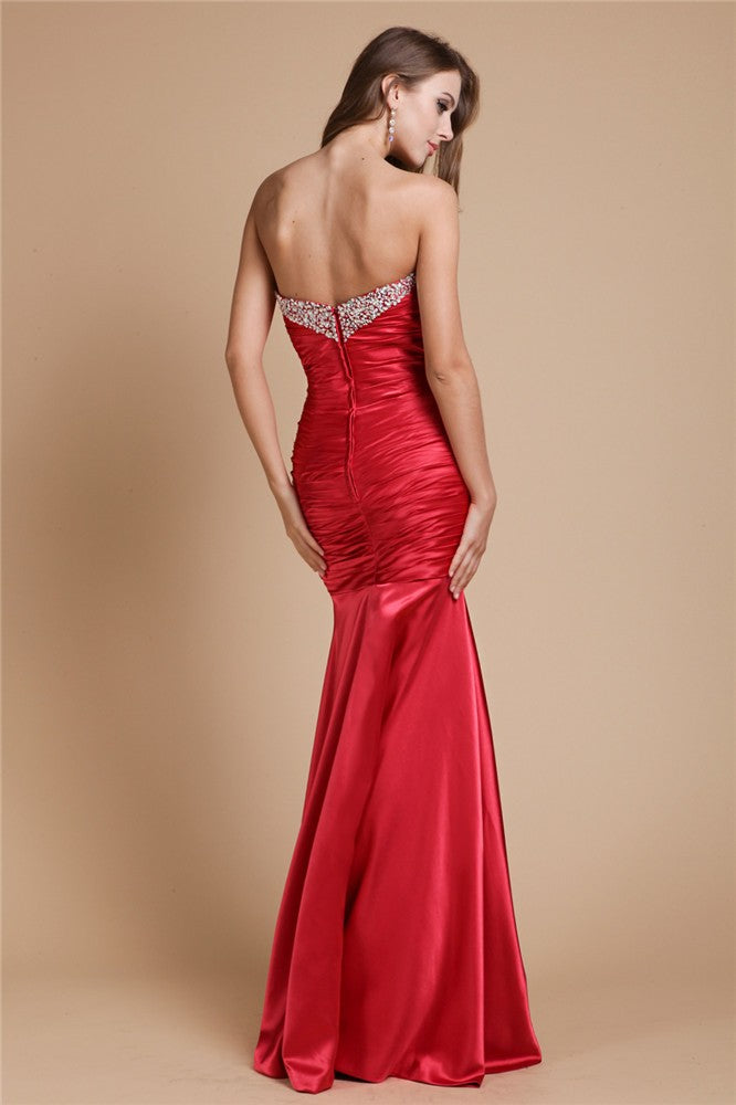 Vestido de noche de fiesta con escote corazón, largo, sin mangas, de satén con efecto seda y cuentas
