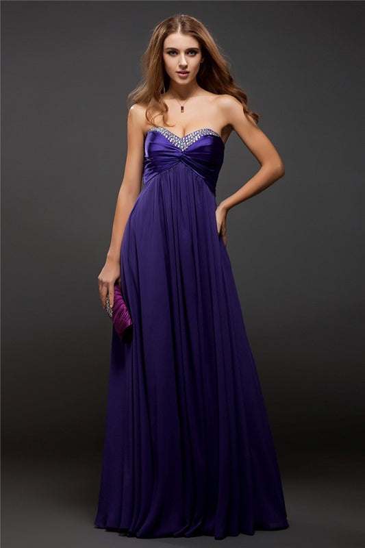 Vestido de noche de graduación de gasa largo sin mangas con escote en forma de corazón y pedrería