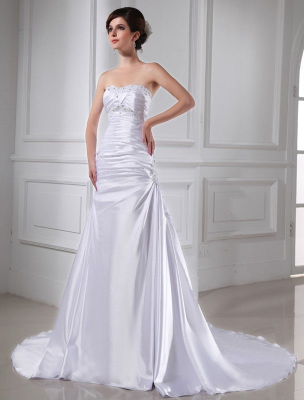A-Line/Princess Beading Applique Sleeveless Silk like Satin Wedding Dresses Bridal Gowns