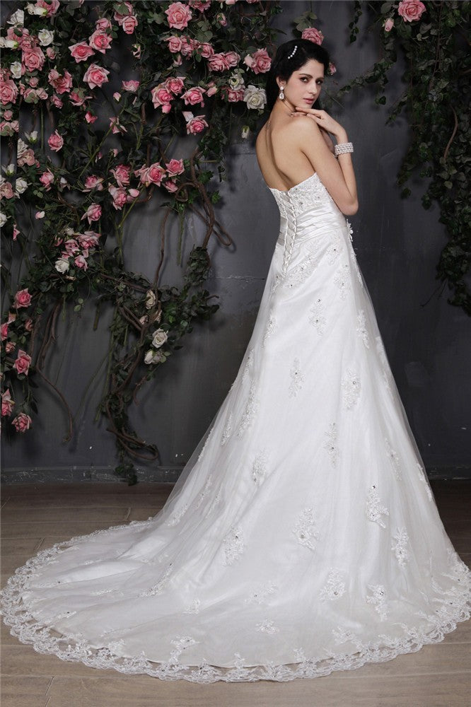 A-Line/Princess Strapless Sleeveless Beading Applique Hand-Made Flower Net Wedding Dresses Bridal Gowns