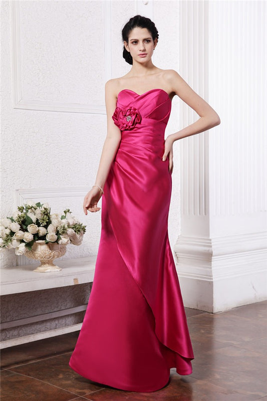 Sheath/Column Sweetheart Sleeveless Pleats Hand-Made Flower Long Silk like Satin Bridesmaid Dresses Formal Evening Dress