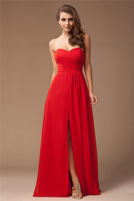 Vestido de dama de honor de gasa con volantes largos, sin mangas, escote corazón y corte columna, para invitada de boda